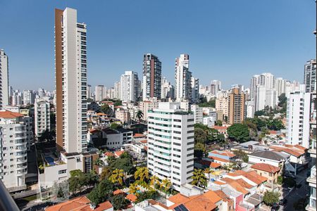 Vista da varanda de apartamento para alugar com 1 quarto, 45m² em Aclimação, São Paulo