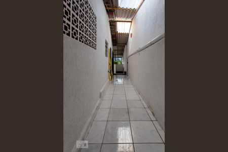 Casa à venda com 110m², 2 quartos e 1 vaga Casa à venda com 110m², 2 quartos e 1 vagaCorredor