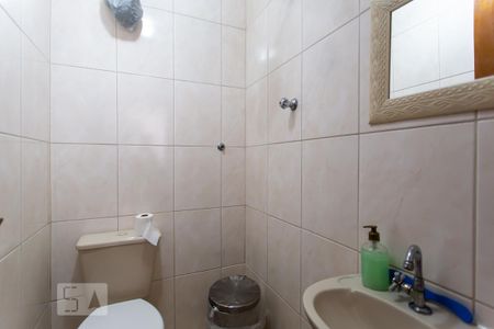 Casa à venda com 110m², 2 quartos e 1 vaga Casa à venda com 110m², 2 quartos e 1 vagaBanheiro