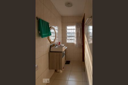 Casa à venda com 110m², 2 quartos e 1 vaga Casa à venda com 110m², 2 quartos e 1 vagaBanheiro
