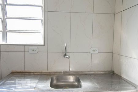 Sala/Cozinha de casa para alugar com 1 quarto, 28m² em Jardim Satelite, São Paulo