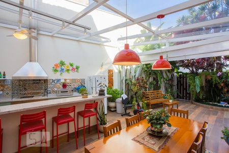 Casa à venda com 400m², 4 quartos e 4 vagasArea Gourmet