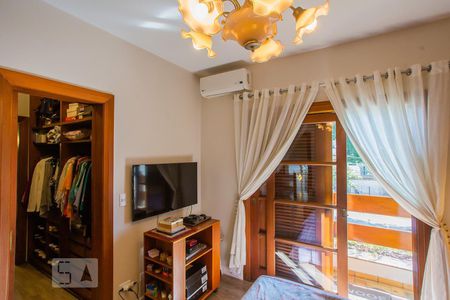 Casa à venda com 400m², 4 quartos e 4 vagasSuite 01