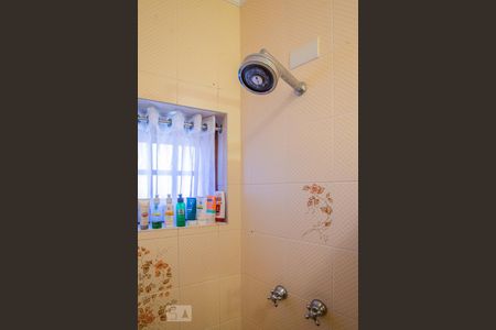 Casa à venda com 400m², 4 quartos e 4 vagasBanheiro da Suite 02