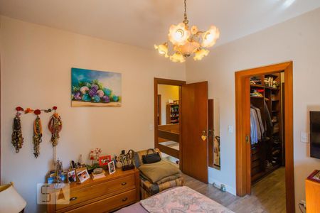 Casa à venda com 400m², 4 quartos e 4 vagasSuite 01