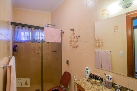 Casa à venda com 400m², 4 quartos e 4 vagasBanheiro da Suite 02
