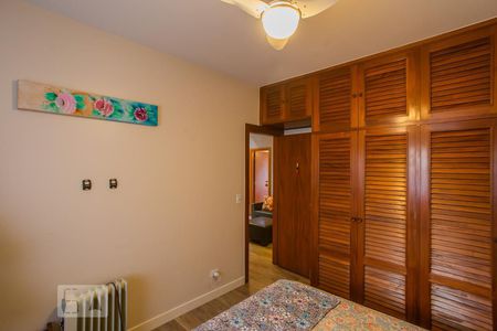 Casa à venda com 400m², 4 quartos e 4 vagasQuarto 01