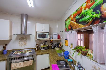 Casa à venda com 400m², 4 quartos e 4 vagasCozinha