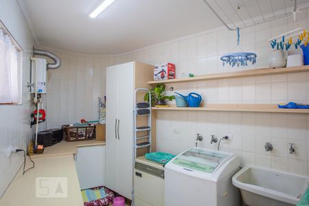 Casa à venda com 400m², 4 quartos e 4 vagasArea de Serviço