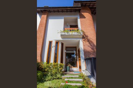 Casa à venda com 400m², 4 quartos e 4 vagasEntrada