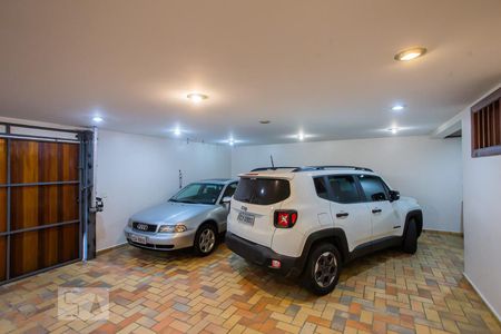 Casa à venda com 400m², 4 quartos e 4 vagasGaragem