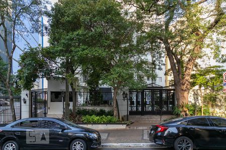 Casa para alugar com 78m², 2 quartos e 1 vaga Casa para alugar com 78m², 2 quartos e 1 vagaFachada