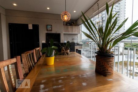 Sacada de apartamento para alugar com 2 quartos, 85m² em Santo Amaro, São Paulo