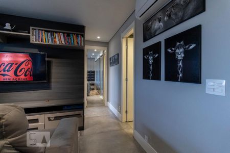 Sala de apartamento para alugar com 2 quartos, 85m² em Santo Amaro, São Paulo
