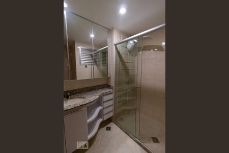 Apartamento para alugar com 110m², 3 quartos e 1 vagaBanheiro - Box de Vidro