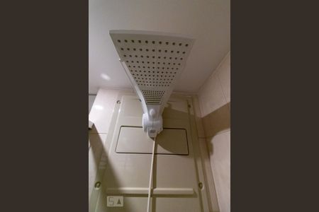 Apartamento para alugar com 110m², 3 quartos e 1 vagaBanheiro - Chuveiro