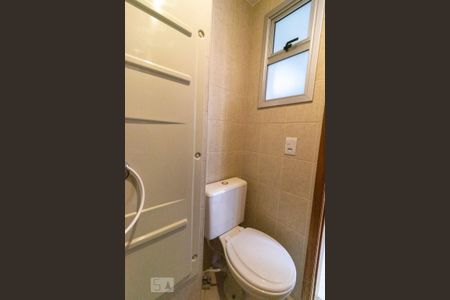 Apartamento para alugar com 110m², 3 quartos e 1 vagaÁrea de Serviço - Banheiro