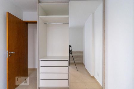 Apartamento para alugar com 110m², 3 quartos e 1 vagaQuarto 2 - Armário
