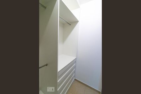 Apartamento para alugar com 110m², 3 quartos e 1 vagaSuíte - Closet