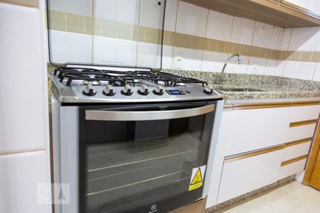 Apartamento para alugar com 110m², 3 quartos e 1 vagaCozinha - Fogão