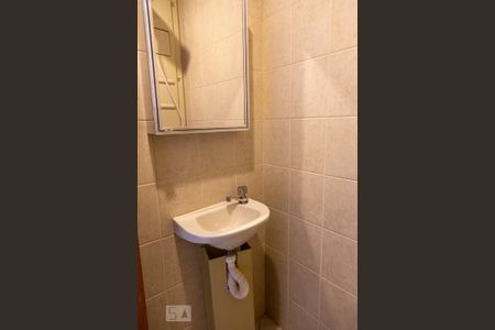 Apartamento para alugar com 110m², 3 quartos e 1 vagaÁrea de Serviço - Banheiro