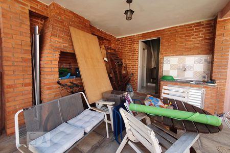 Casa à venda com 350m², 3 quartos e 5 vagasÁrea comum - Churrasqueira