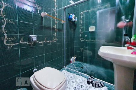 Casa à venda com 350m², 3 quartos e 5 vagasBanheiro Corredor