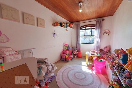 Casa à venda com 350m², 3 quartos e 5 vagasQuarto 3 - Suíte