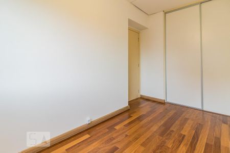Dormitório de apartamento para alugar com 1 quarto, 53m² em Menino Deus, Porto Alegre