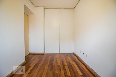 Dormitório de apartamento para alugar com 1 quarto, 53m² em Menino Deus, Porto Alegre