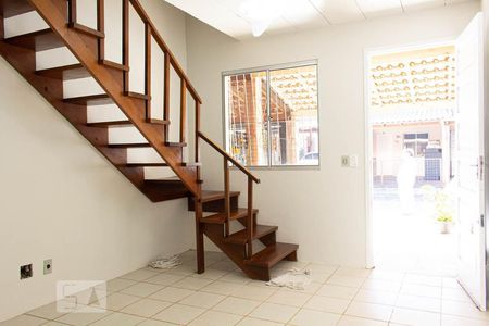 Casa de condomínio à venda com 80m², 2 quartos e 1 vagaSala