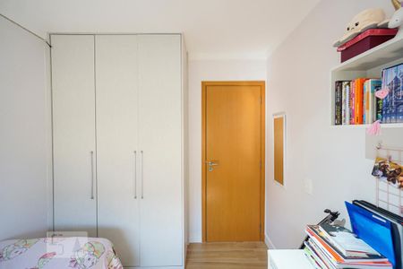 Apartamento à venda com 70m², 3 quartos e 2 vagasQuarto 02