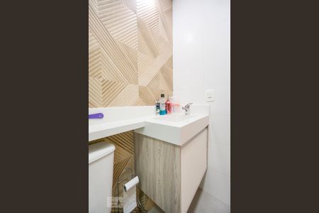 Apartamento à venda com 70m², 3 quartos e 2 vagasBanheiro suíte 03