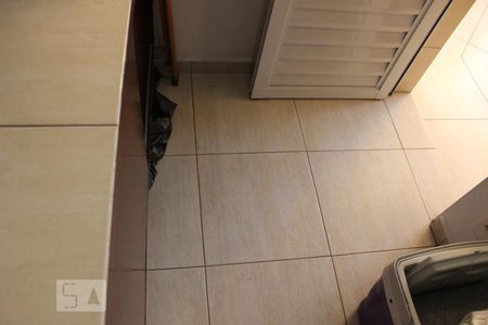 Casa à venda com 233m², 3 quartos e 3 vagasQuarto de Serviço