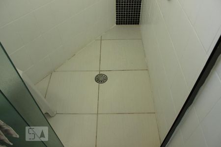 Casa à venda com 233m², 3 quartos e 3 vagasBanheiro Social