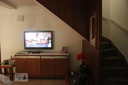 Sala de casa à venda com 3 quartos, 233m² em Vila Moraes, São Paulo