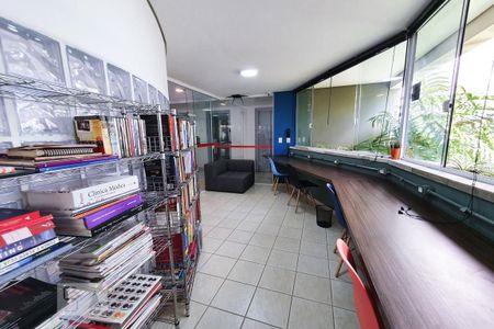 Apartamento para alugar com 41m², 1 quarto e 1 vaga Apartamento para alugar com 41m², 1 quarto e 1 vagaÁrea comum - Sala de Estudos