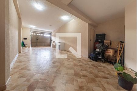 Casa à venda com 250m², 3 quartos e 2 vagas Casa à venda com 250m², 3 quartos e 2 vagasGaragem