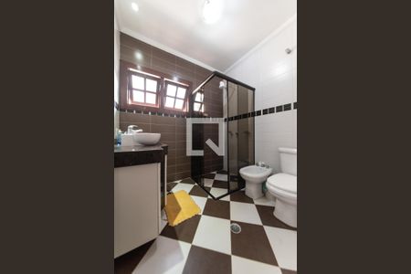 Casa à venda com 250m², 3 quartos e 2 vagas Casa à venda com 250m², 3 quartos e 2 vagasBanheiro da Suíte