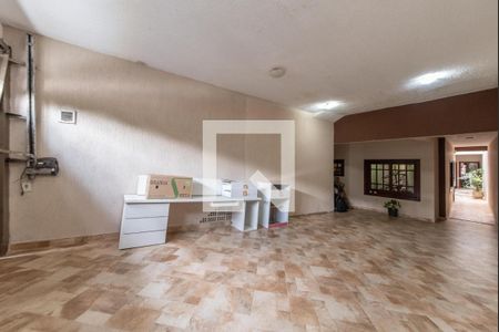 Casa à venda com 250m², 3 quartos e 2 vagas Casa à venda com 250m², 3 quartos e 2 vagasGaragem