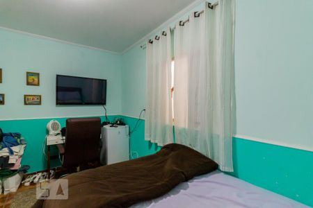 Casa à venda com 320m², 5 quartos e 4 vagas Casa à venda com 320m², 5 quartos e 4 vagasQuarto 2