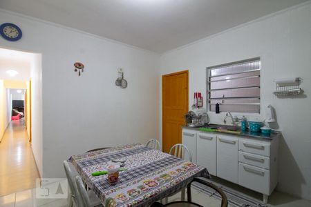Casa à venda com 320m², 5 quartos e 4 vagas Casa à venda com 320m², 5 quartos e 4 vagasCozinha