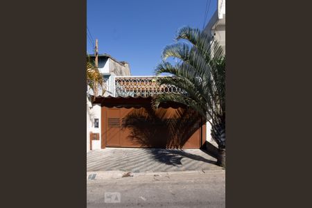 Casa à venda com 320m², 5 quartos e 4 vagas Casa à venda com 320m², 5 quartos e 4 vagasFachada da Casa