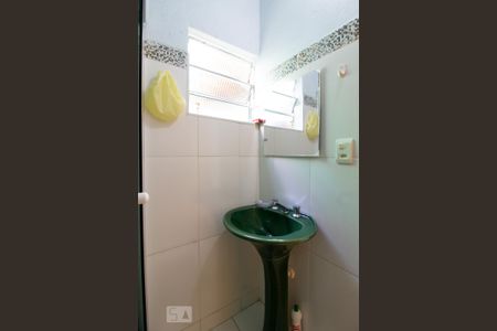 Casa à venda com 320m², 5 quartos e 4 vagas Casa à venda com 320m², 5 quartos e 4 vagasDetalhe banheiro