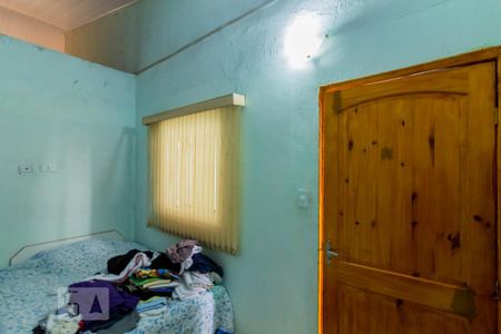Casa à venda com 320m², 5 quartos e 4 vagas Casa à venda com 320m², 5 quartos e 4 vagasQuarto 3