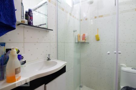 Casa à venda com 320m², 5 quartos e 4 vagas Casa à venda com 320m², 5 quartos e 4 vagasBanheiro