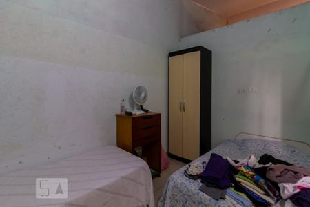 Casa à venda com 320m², 5 quartos e 4 vagas Casa à venda com 320m², 5 quartos e 4 vagasQuarto 3