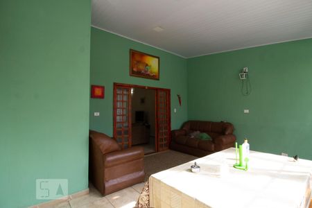 Casa à venda com 320m², 5 quartos e 4 vagas Casa à venda com 320m², 5 quartos e 4 vagasEspaço Gourmet