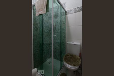 Casa à venda com 320m², 5 quartos e 4 vagas Casa à venda com 320m², 5 quartos e 4 vagasBanheiro