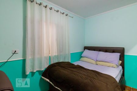 Casa à venda com 320m², 5 quartos e 4 vagas Casa à venda com 320m², 5 quartos e 4 vagasQuarto 2